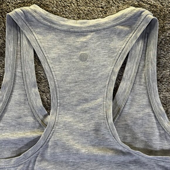 Lululemon Love Tank Sz 2/4 Gray - Picture 8 of 8